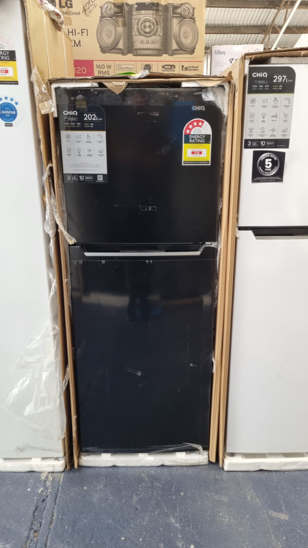 CHiQ 202L Top Mount Fridge (Black)CTM201NB3